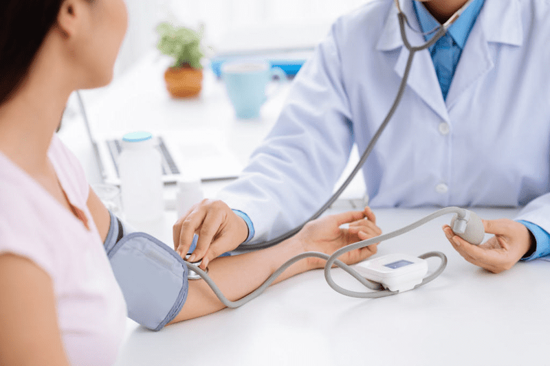 Điều kiện mổ mắt cận: Những tiêu chí quan trọng cần biết 3 dieu kien mo mat can ai co the mo mat nhung dieu kien suc khoe toan than can dap ung