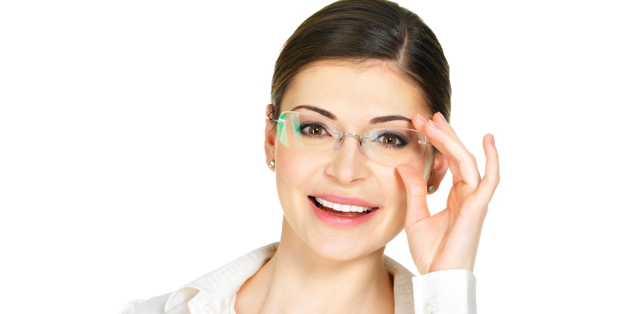 Gọng kính siêu nhẹ: Bí quyết thoải mái suốt ngày dài xr:d:DAFbvl2lpl4:421,j:5215561132591456490,t:23060807